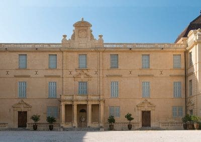 3 expositions inédites présentées au sein du château de Castries dans le cadre du festival !