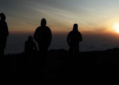 Jusqu’en haut avec lui